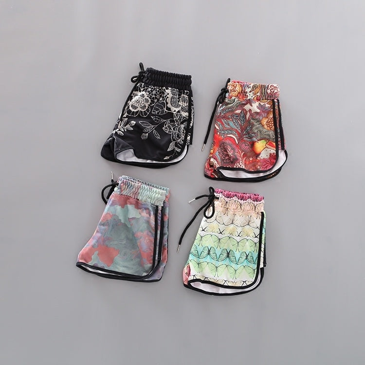 Casual shorts were thin sports beach pants